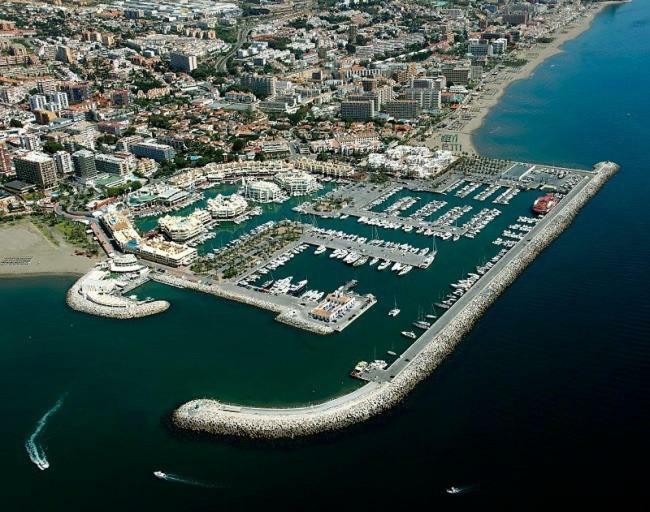 Malaga Benalmadena Puerto Marina Playa Vacacional Luxury Apartment Exterior photo